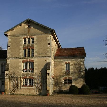 Bed and Breakfast Le Moulin De Montrésor Exterior foto