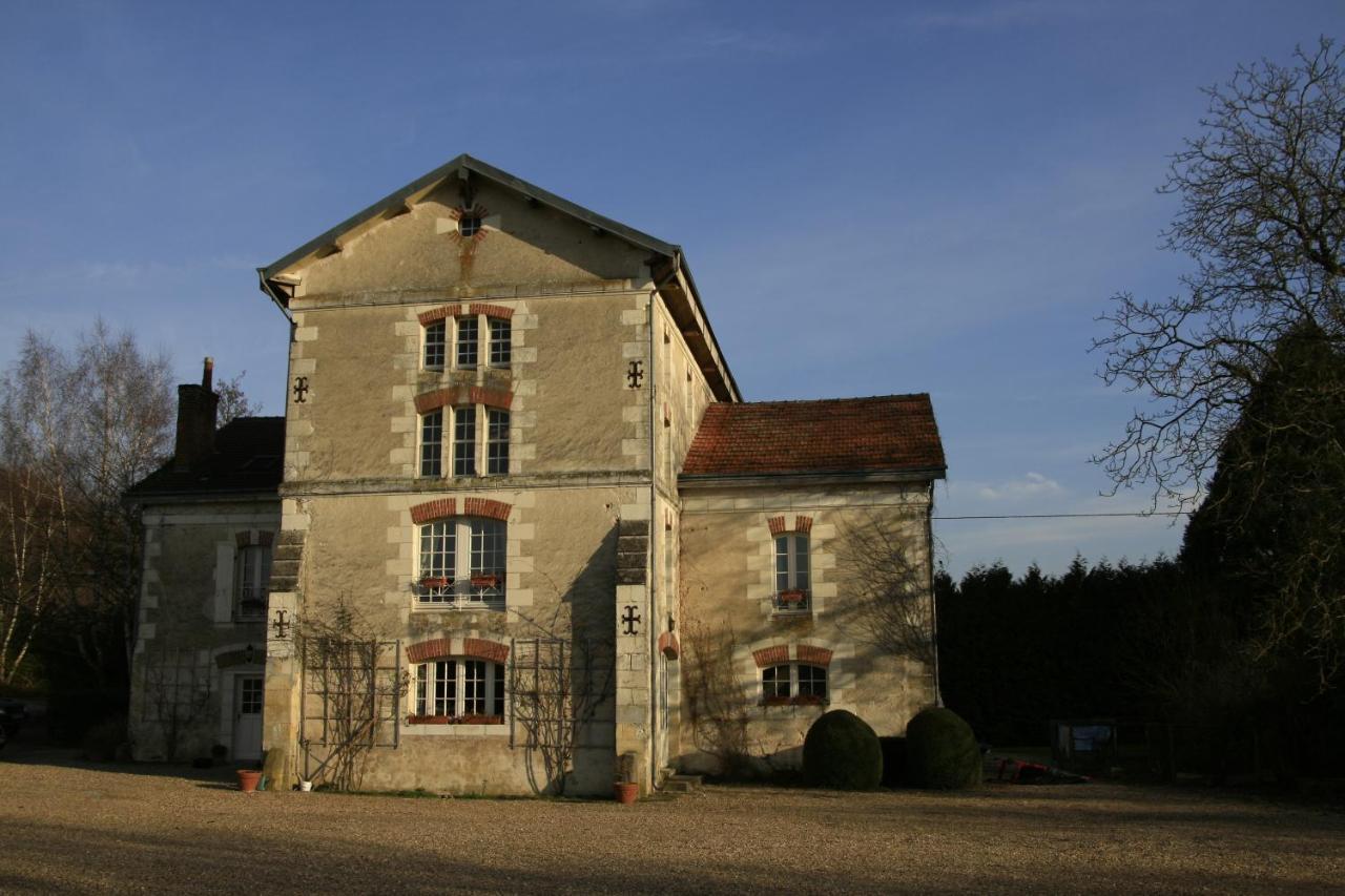 Bed and Breakfast Le Moulin De Montrésor Exterior foto